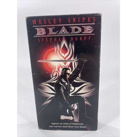 Blade - VHS Tape - Staring Wesley Snipes - Picture 1 of 3